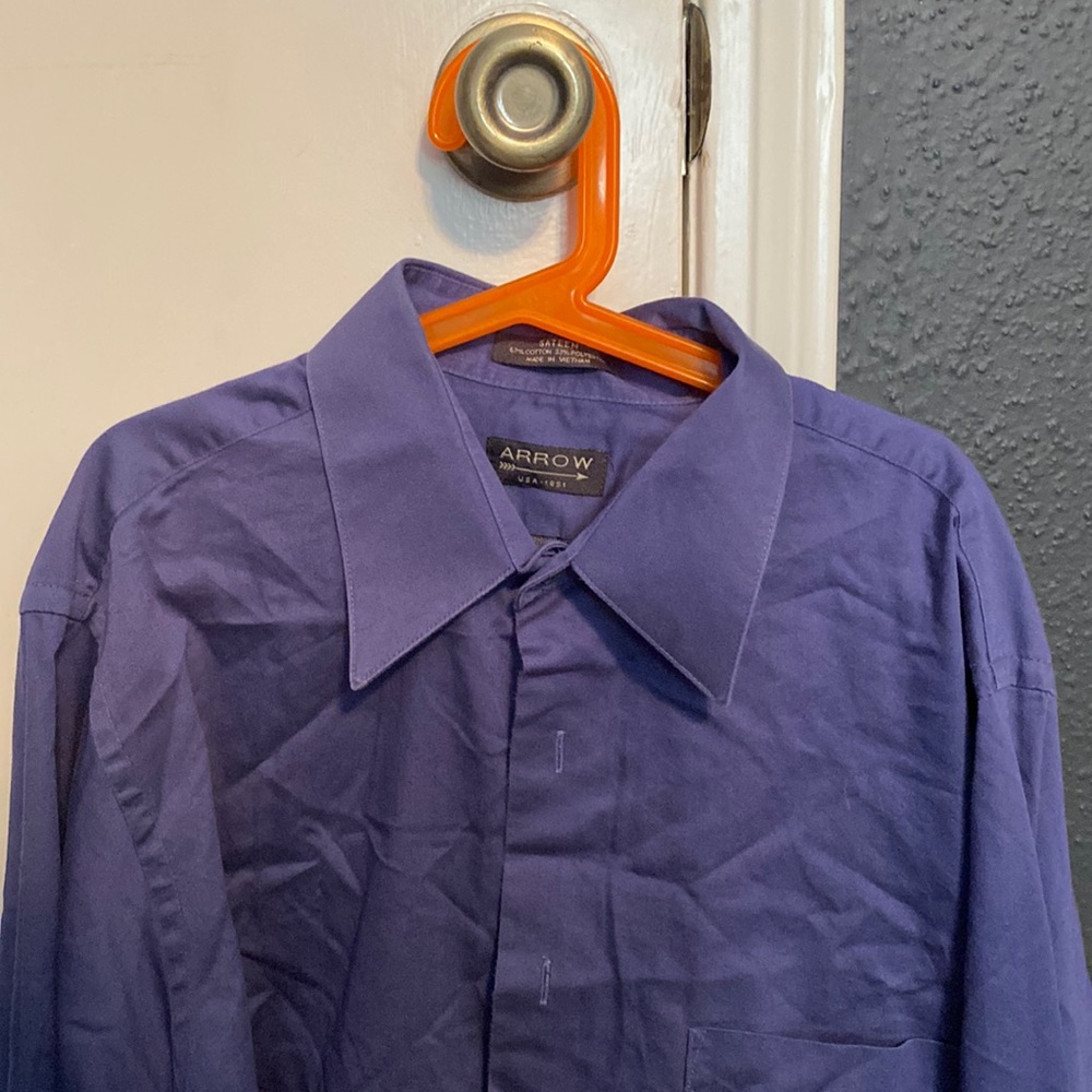 Long sleeve arrow dress shirt